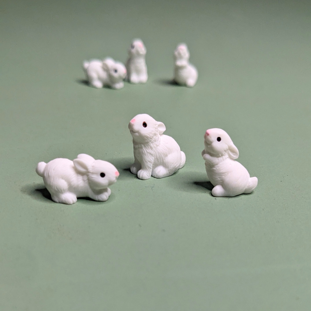 Mini Rabbit Terrarium Decoration