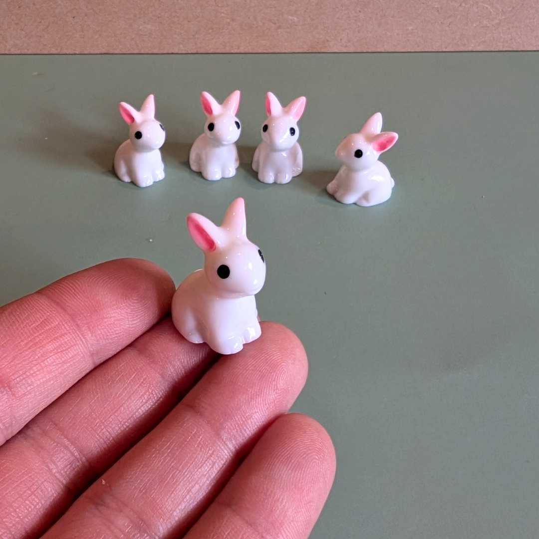 Mini Bunny Terrarium Decoration